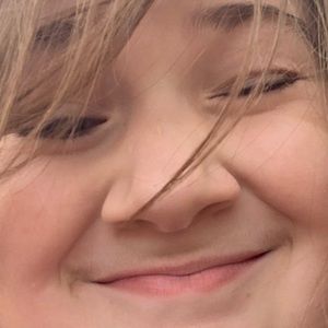 Meet your Posher, Karina